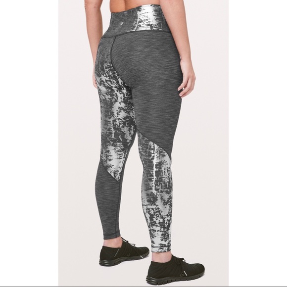 SOLD lululemon Wunder Under High Rise Legging - Picture 2 of 6